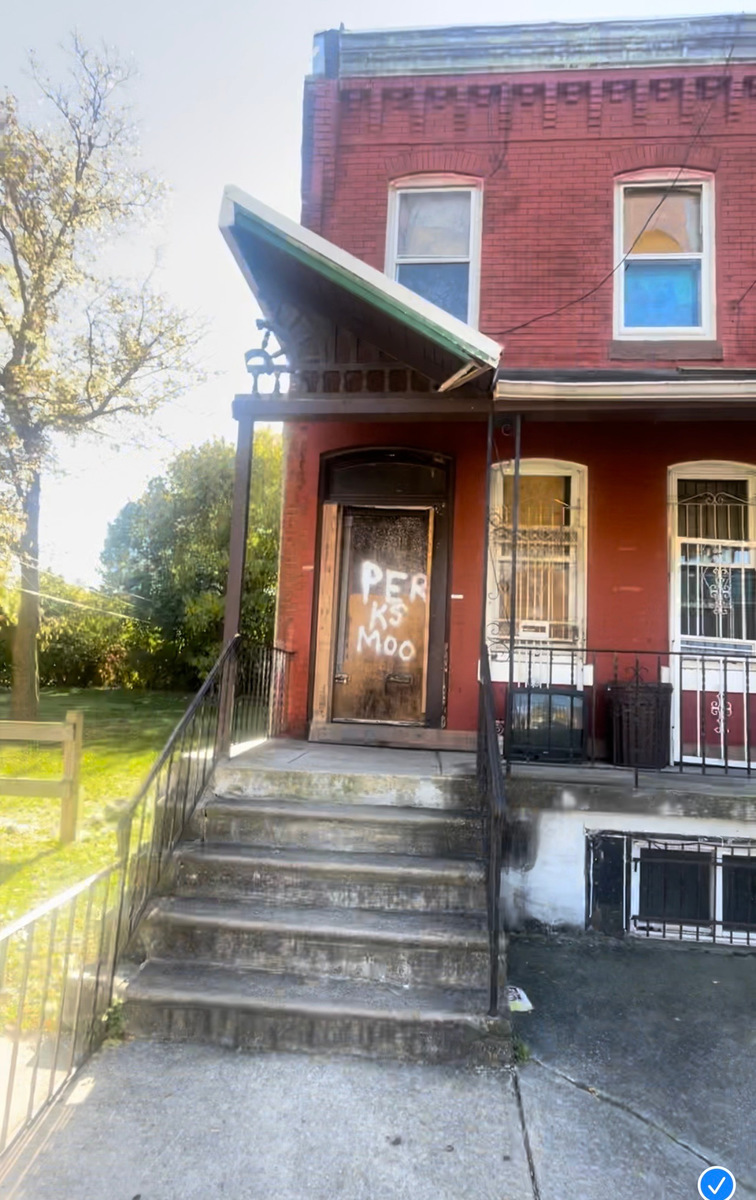 Photographic documentation of the work as submitted to the city's 311 record.