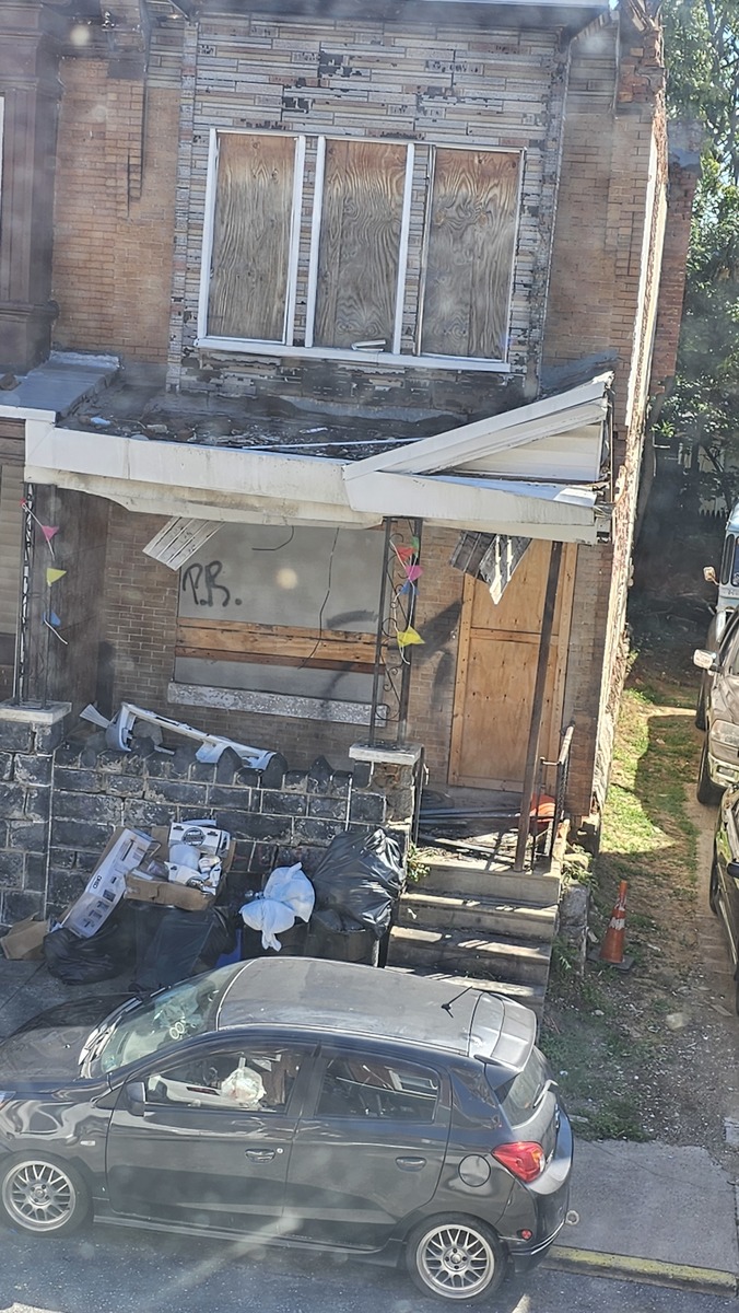 Photographic documentation of the work as submitted to the city's 311 record.