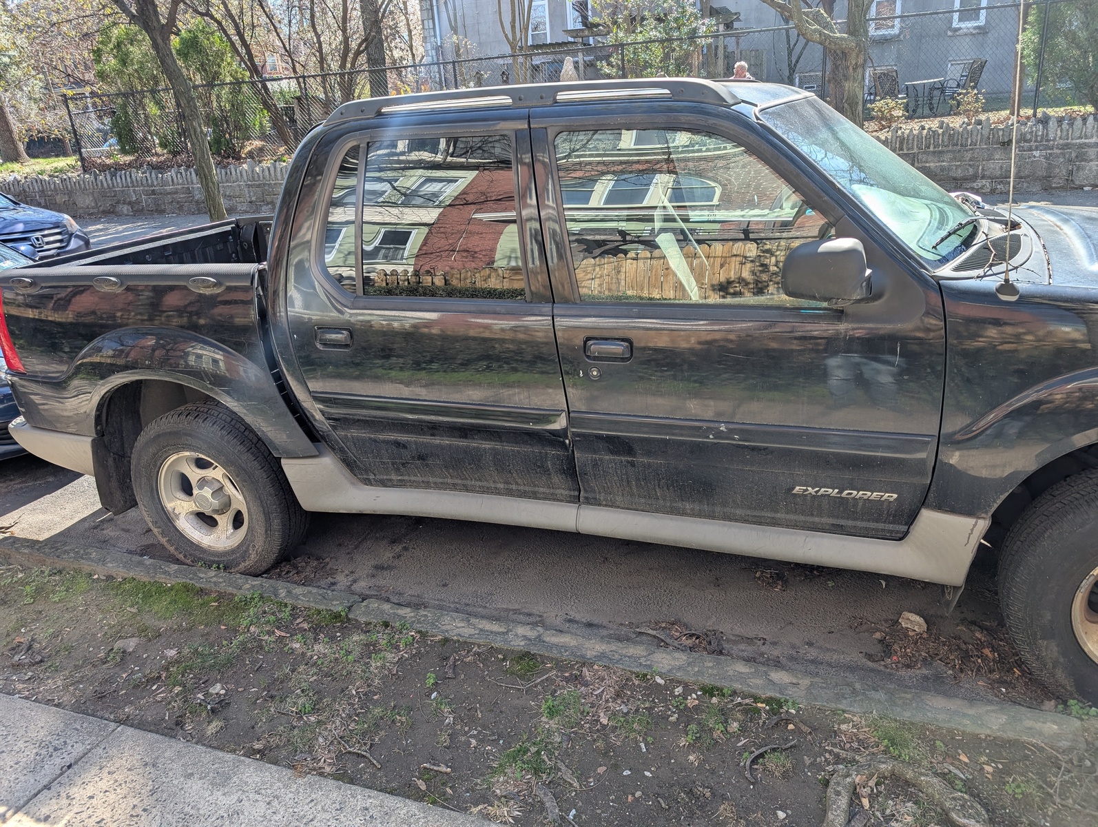 Photographic documentation of the work as submitted to the city's 311 record.