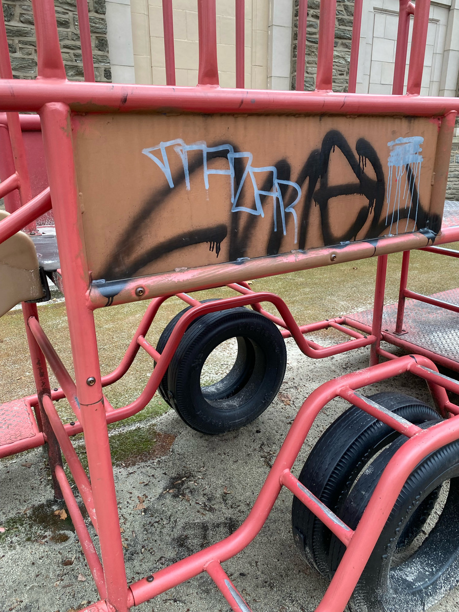 Photographic documentation of the work as submitted to the city's 311 record.