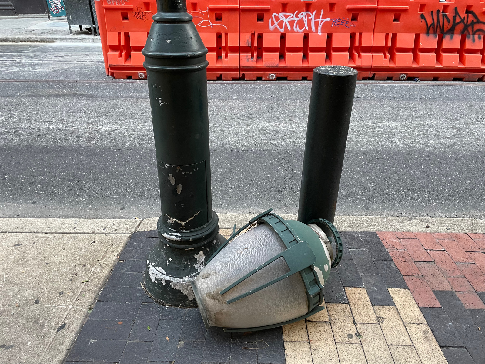 Photographic documentation of the work as submitted to the city's 311 record.