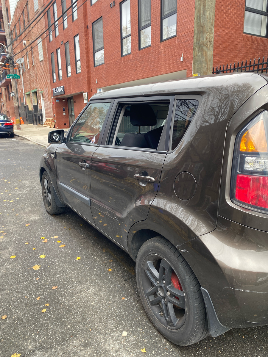 Photographic documentation of the work as submitted to the city's 311 record.