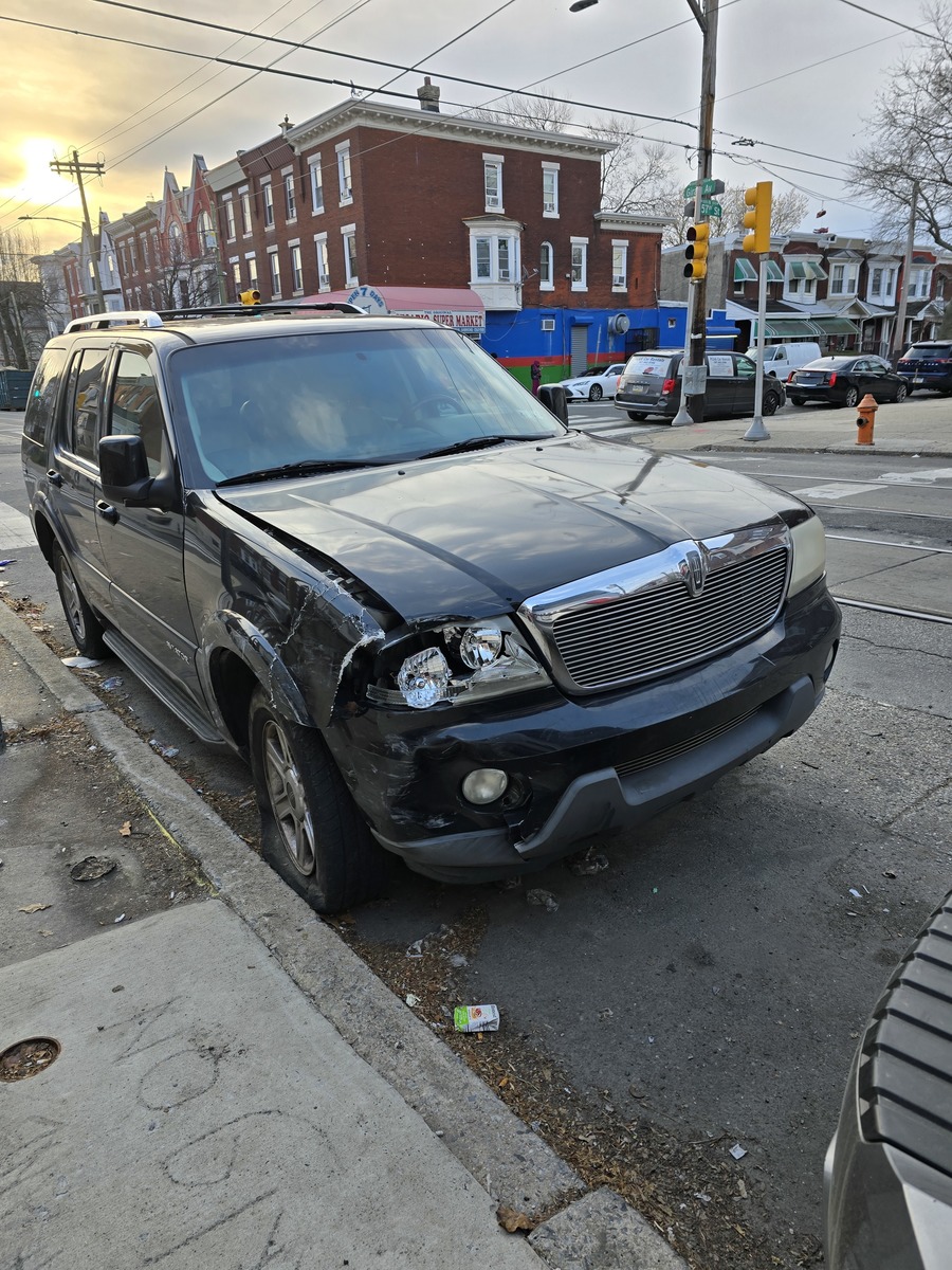 Photographic documentation of the work as submitted to the city's 311 record.