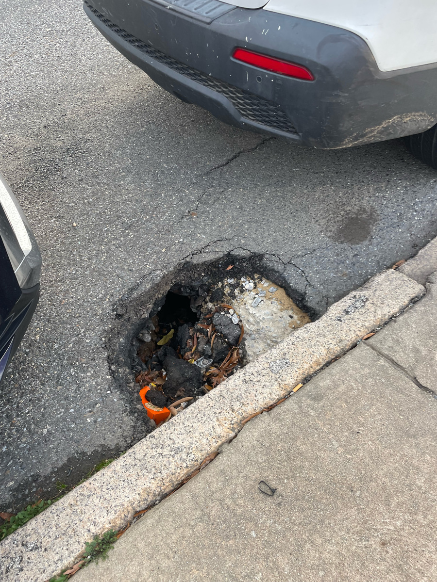 Photographic documentation of the work as submitted to the city's 311 record.