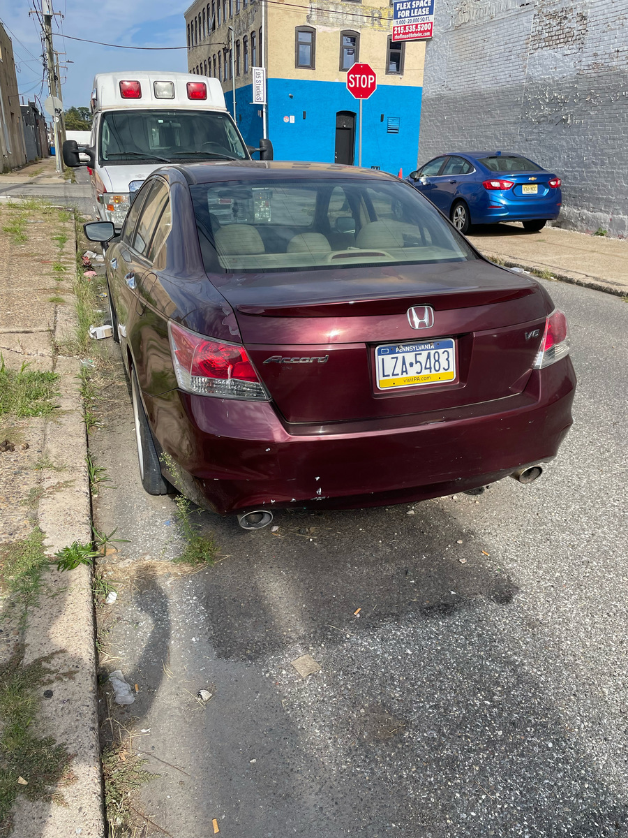 Photographic documentation of the work as submitted to the city's 311 record.