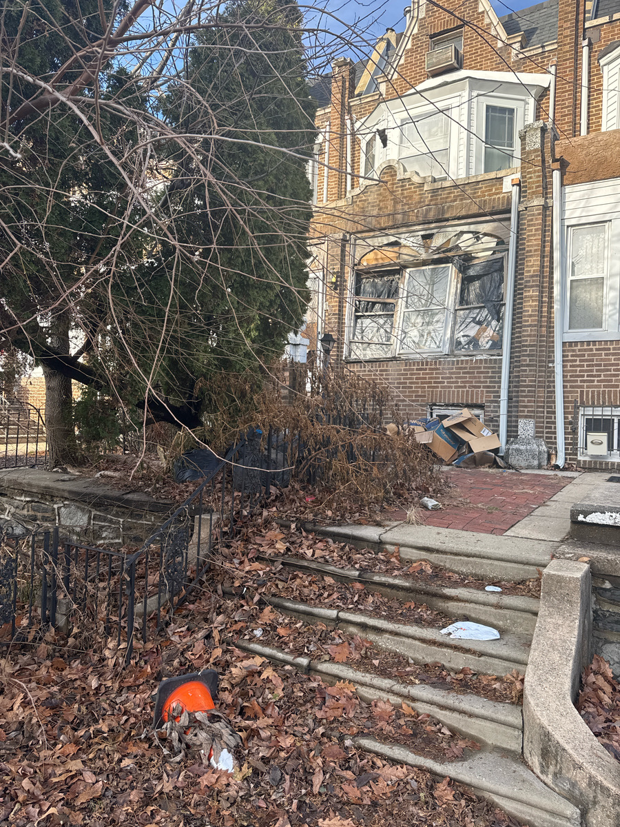 Photographic documentation of the work as submitted to the city's 311 record.