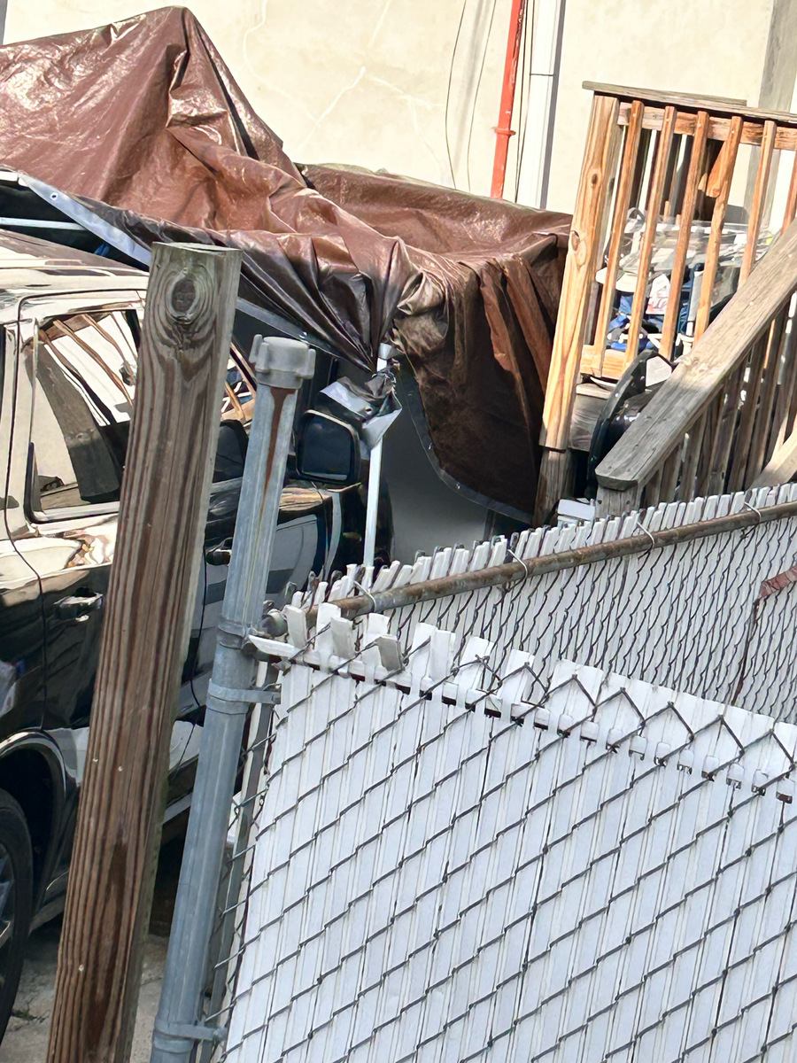 Photographic documentation of the work as submitted to the city's 311 record.