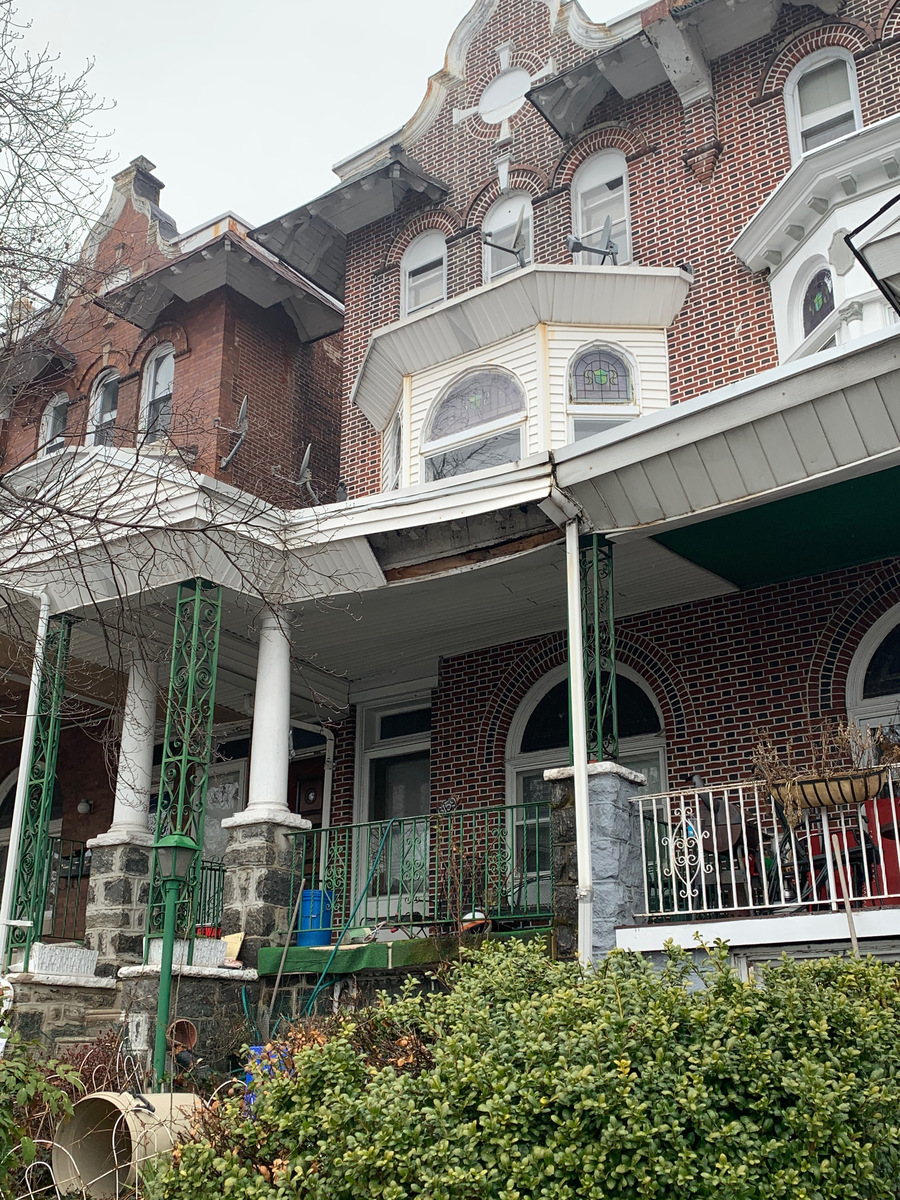 Photographic documentation of the work as submitted to the city's 311 record.