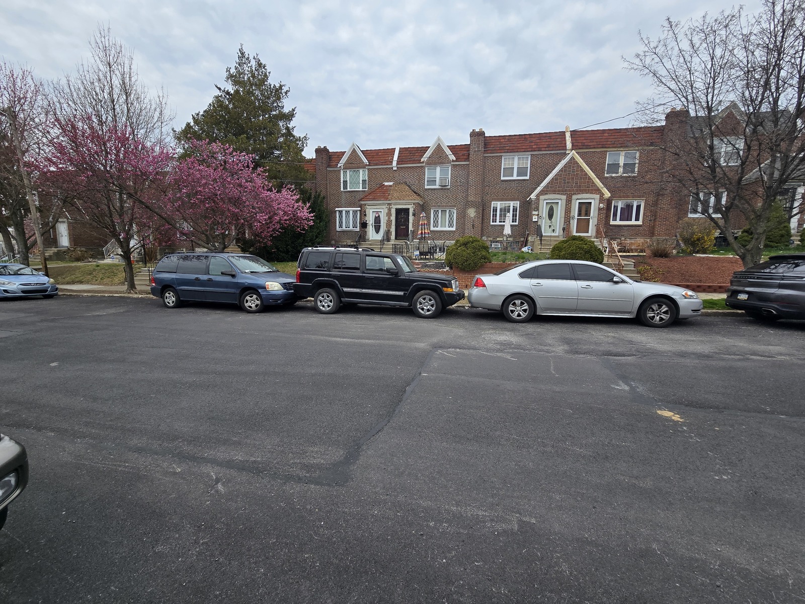 Photographic documentation of the work as submitted to the city's 311 record.
