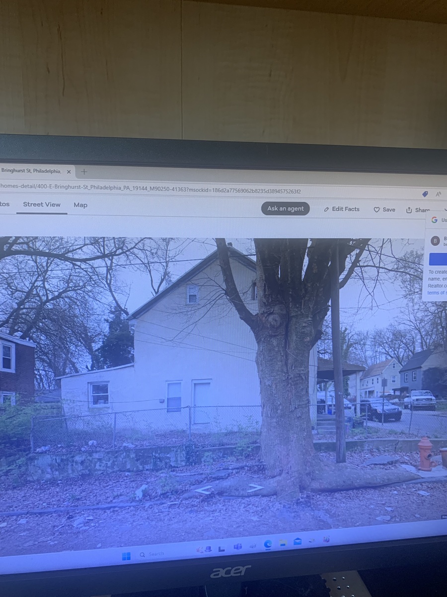 Photographic documentation of the work as submitted to the city's 311 record.