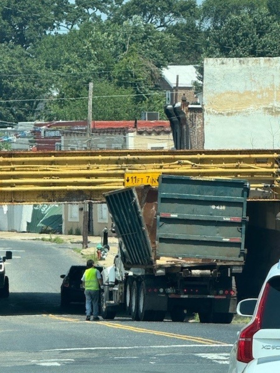Photographic documentation of the work as submitted to the city's 311 record.