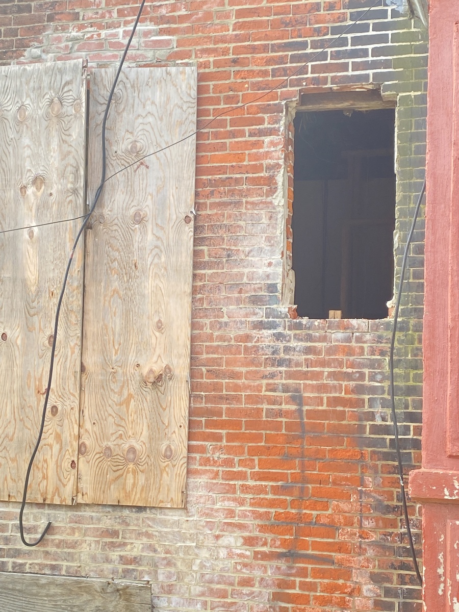 Photographic documentation of the work as submitted to the city's 311 record.