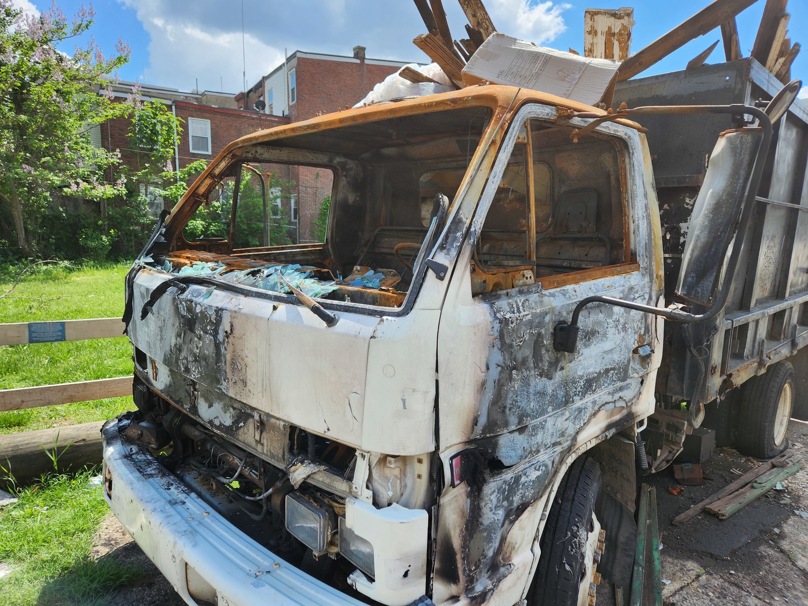 Photographic documentation of the work as submitted to the city's 311 record.