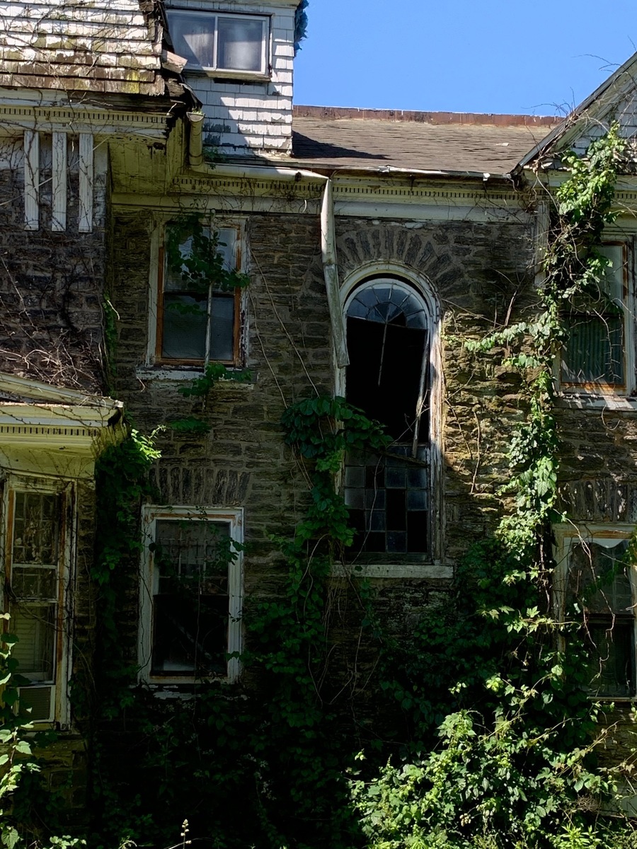 Photographic documentation of the work as submitted to the city's 311 record.