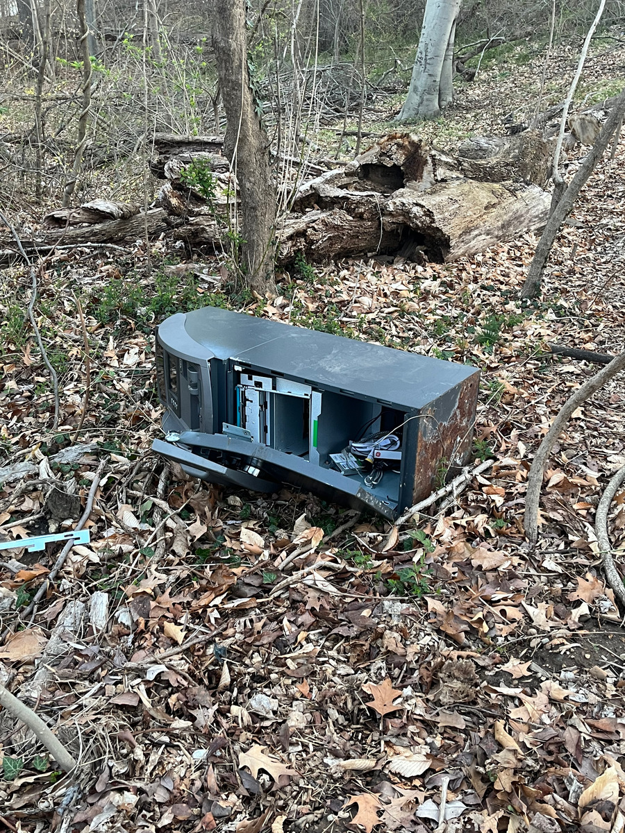 Photographic documentation of the work as submitted to the city's 311 record.