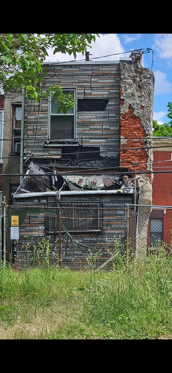 Photographic documentation of the work as submitted to the city's 311 record.