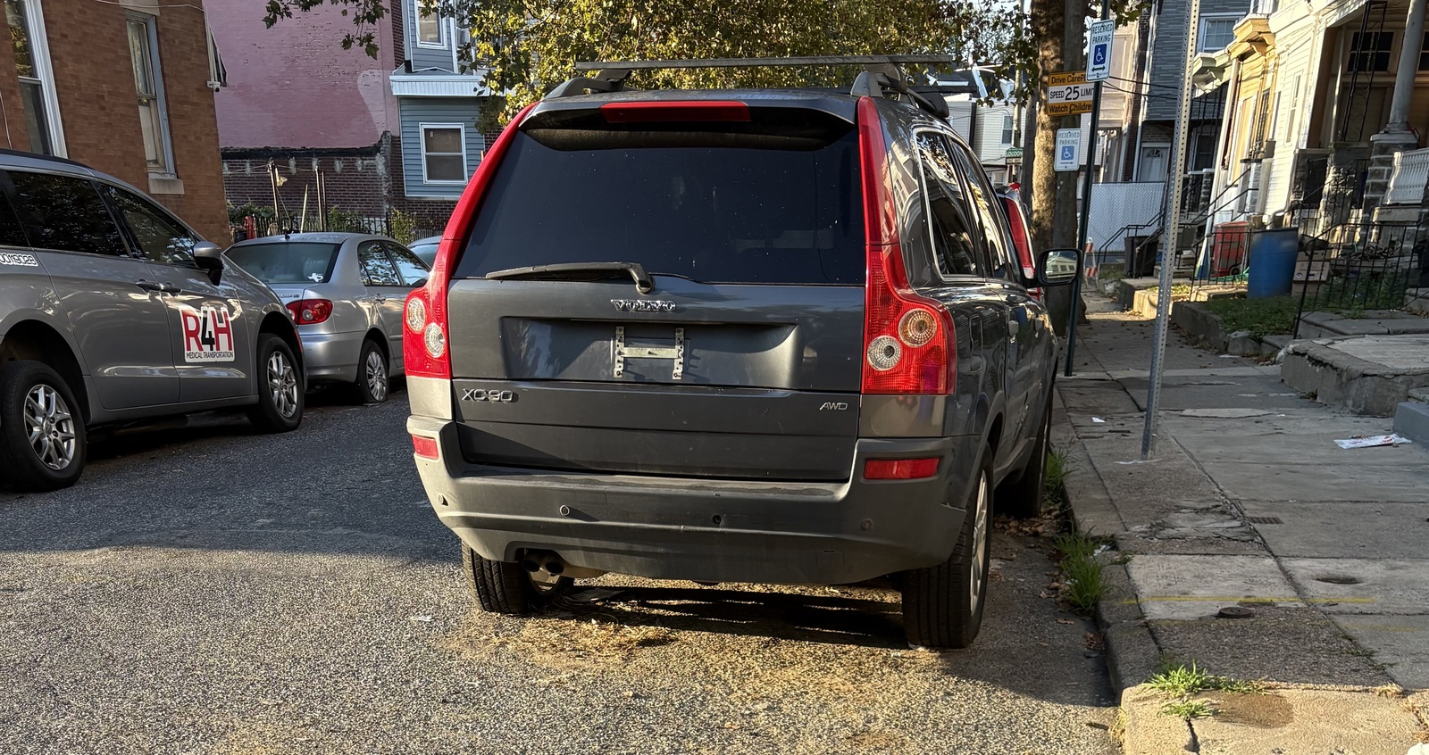 Photographic documentation of the work as submitted to the city's 311 record.