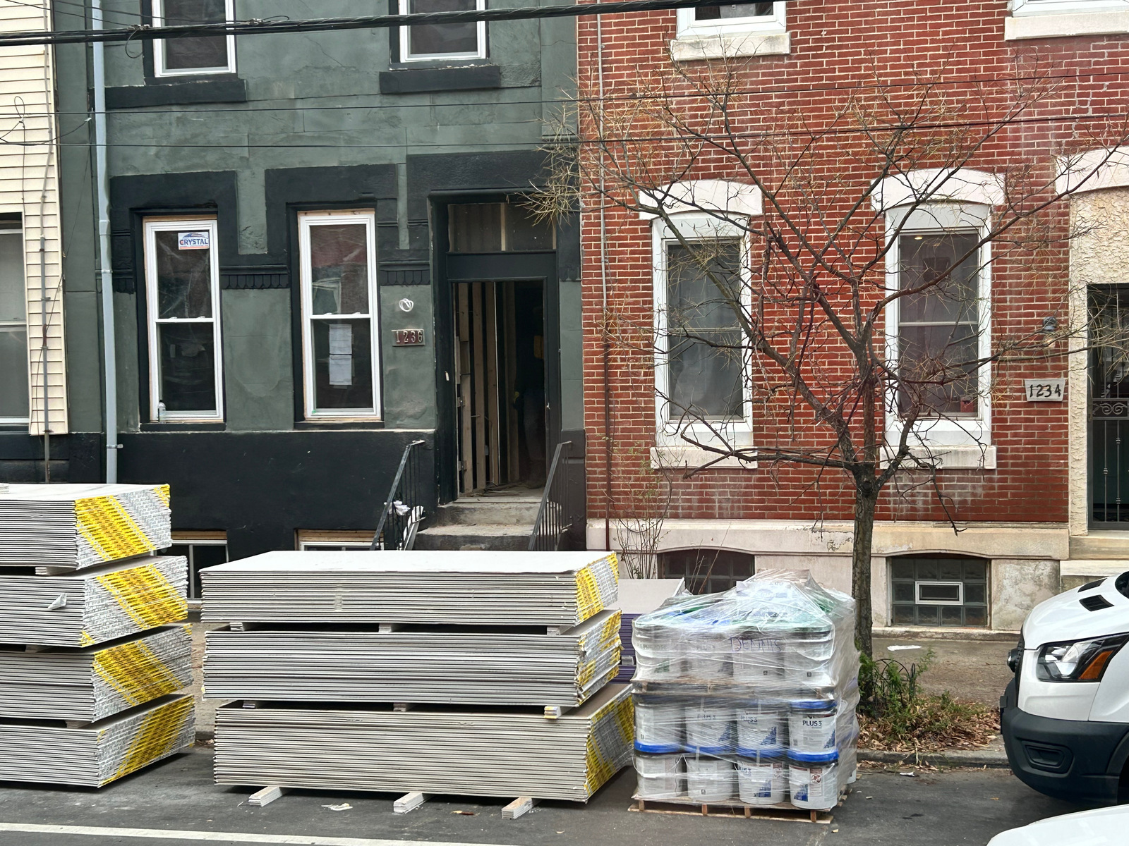 Photographic documentation of the work as submitted to the city's 311 record.