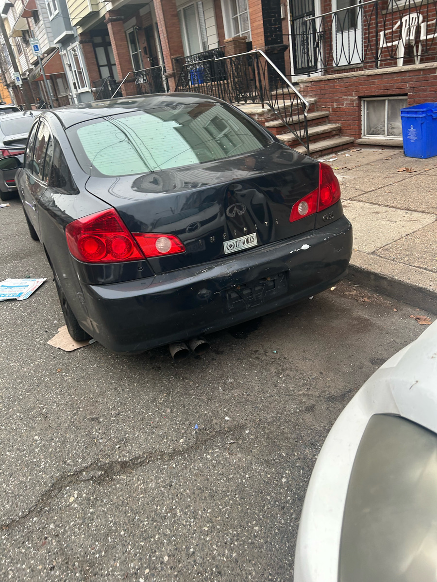 Photographic documentation of the work as submitted to the city's 311 record.