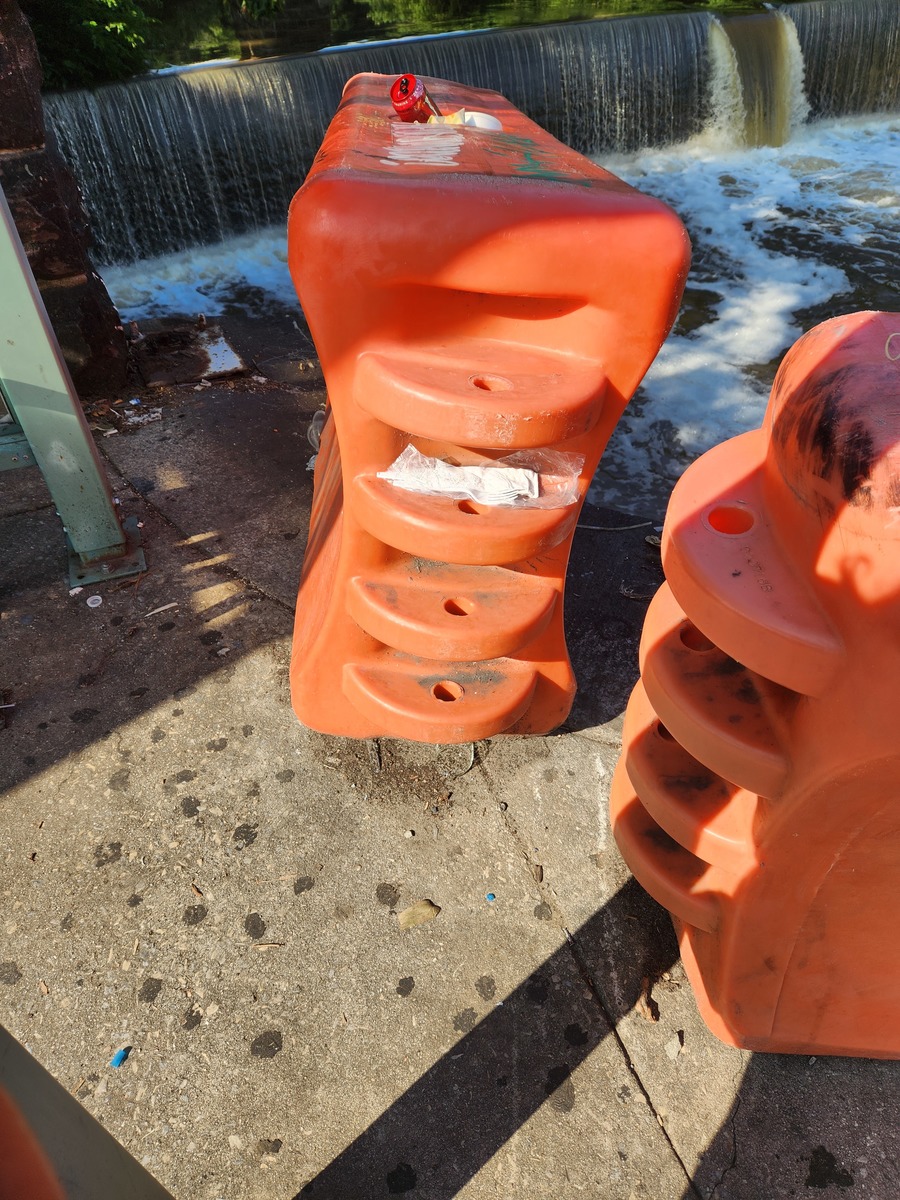 Photographic documentation of the work as submitted to the city's 311 record.