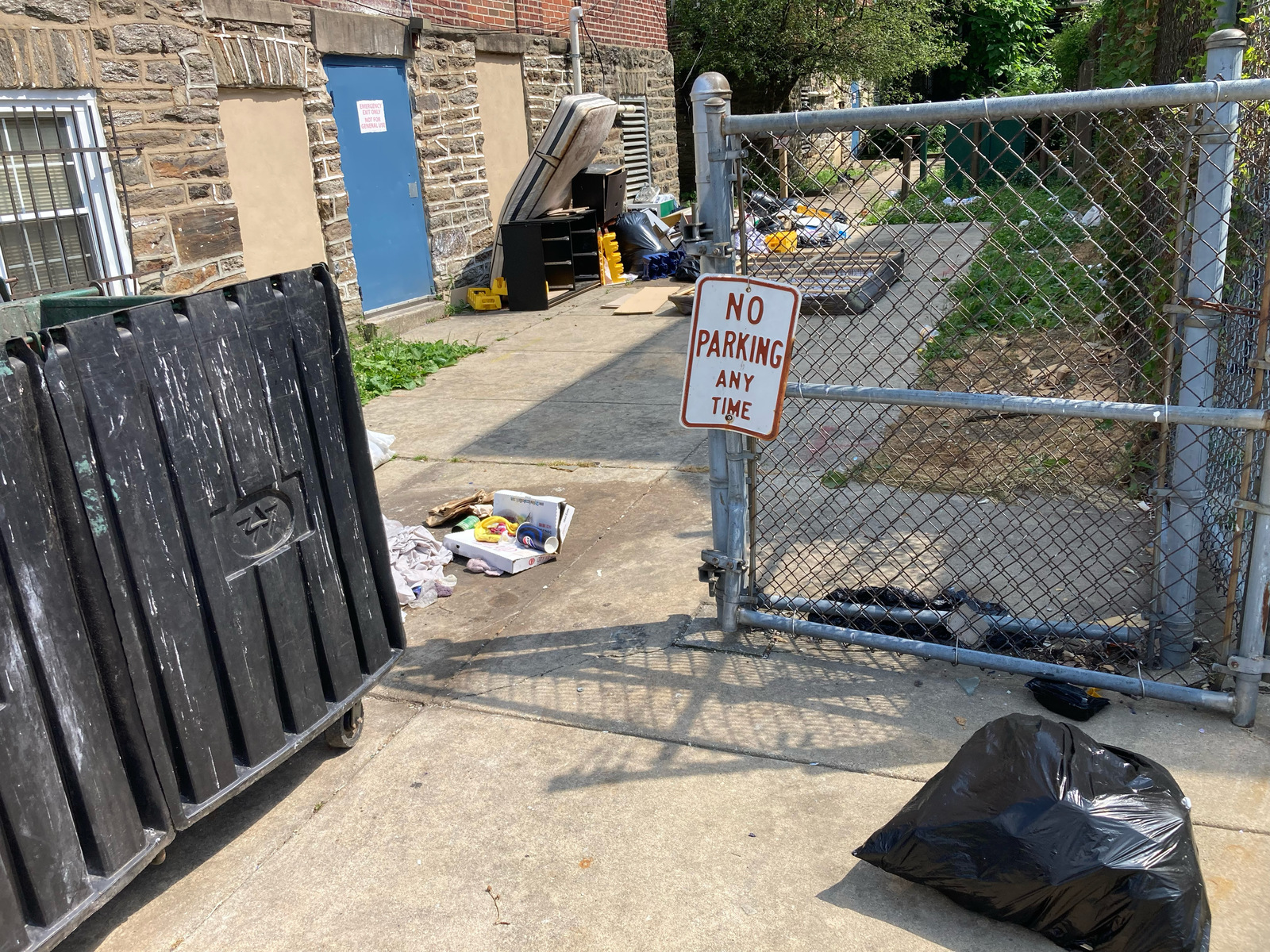 Photographic documentation of the work as submitted to the city's 311 record.