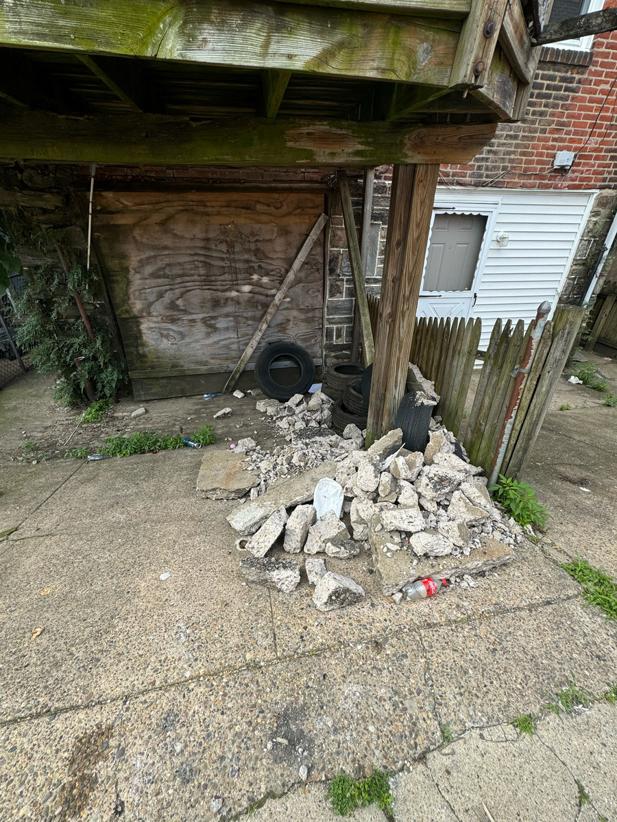 Photographic documentation of the work as submitted to the city's 311 record.