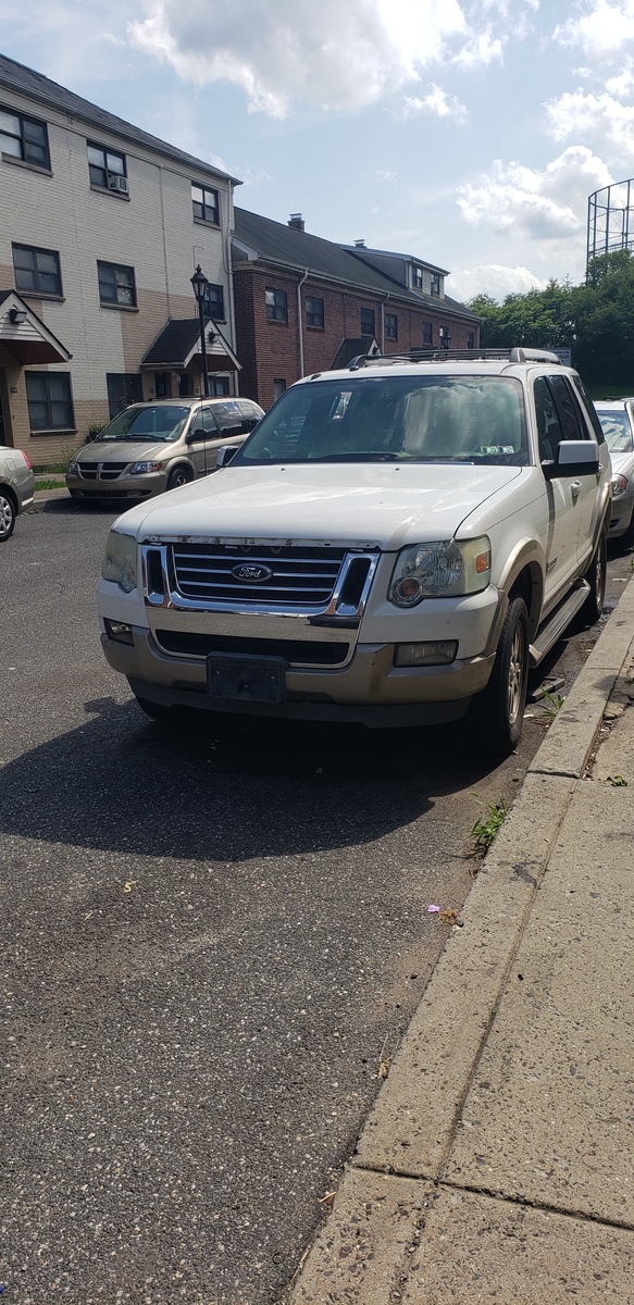 Photographic documentation of the work as submitted to the city's 311 record.