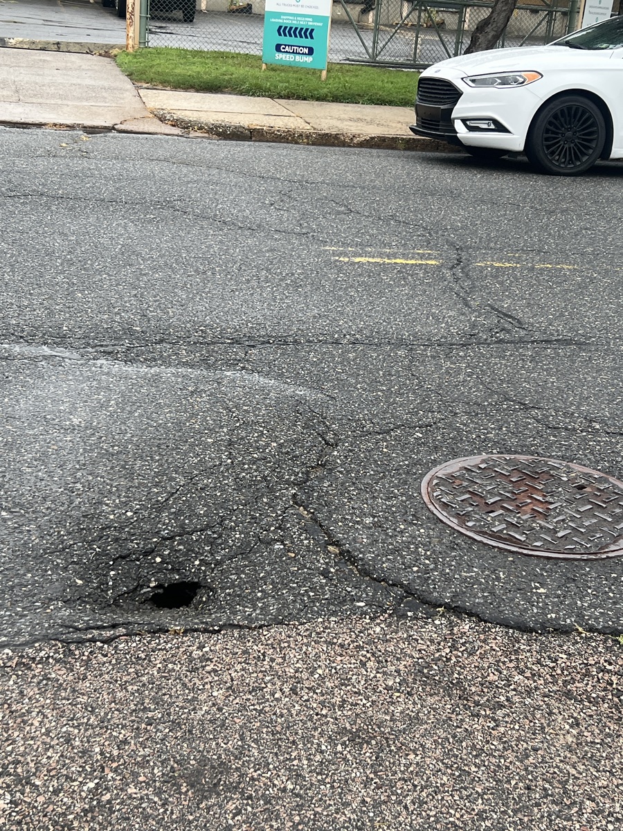 Photographic documentation of the work as submitted to the city's 311 record.