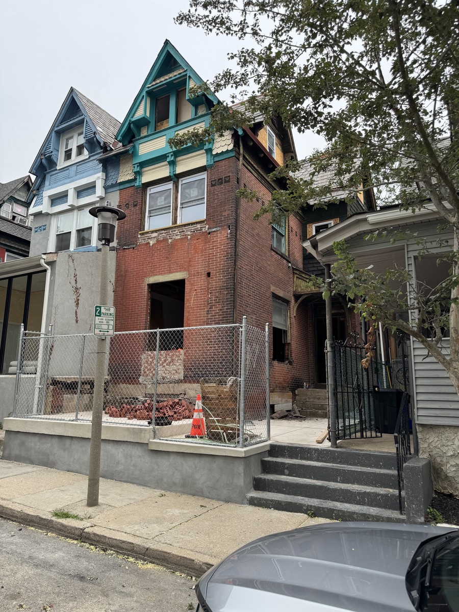 Photographic documentation of the work as submitted to the city's 311 record.