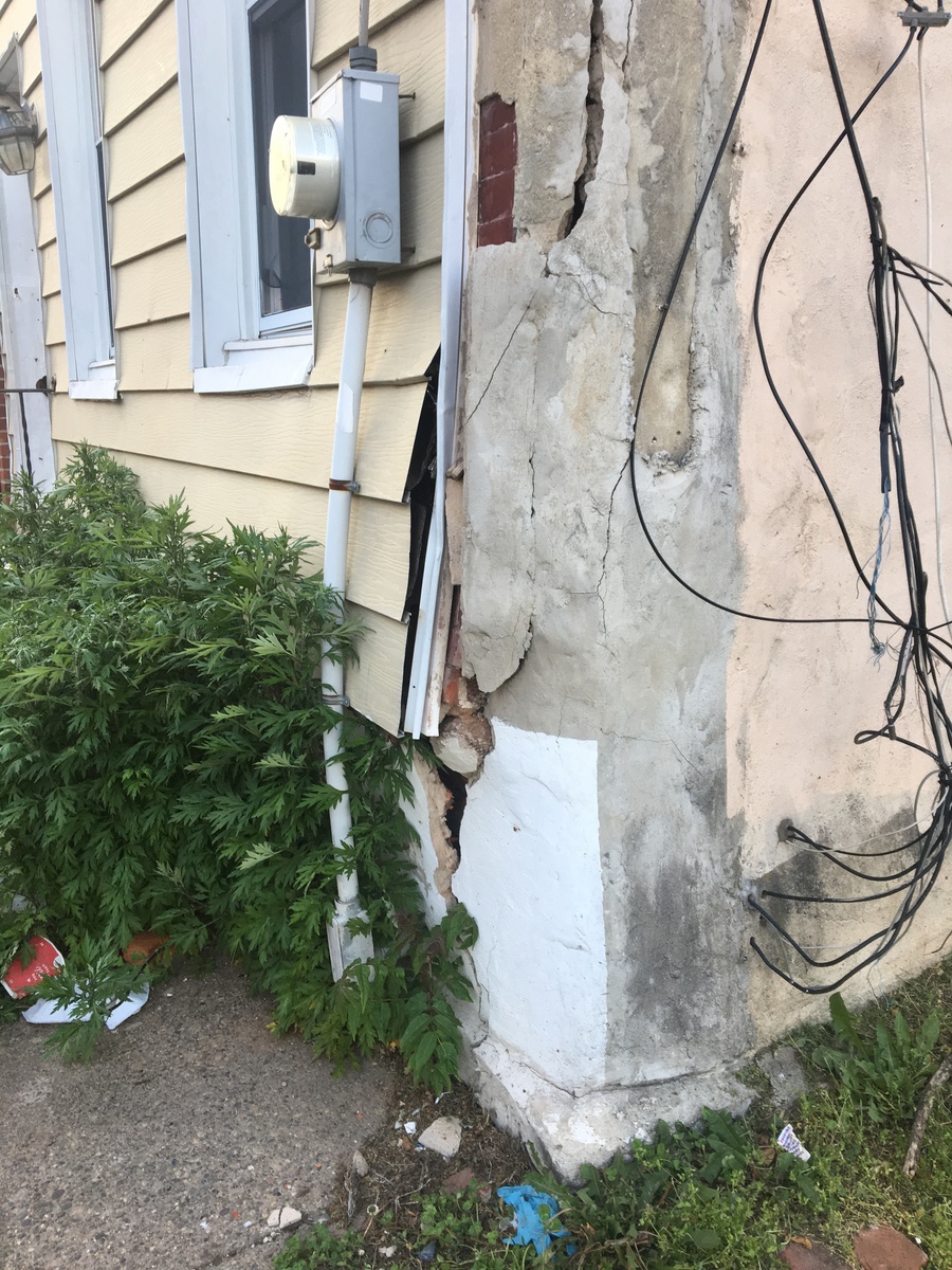 Photographic documentation of the work as submitted to the city's 311 record.