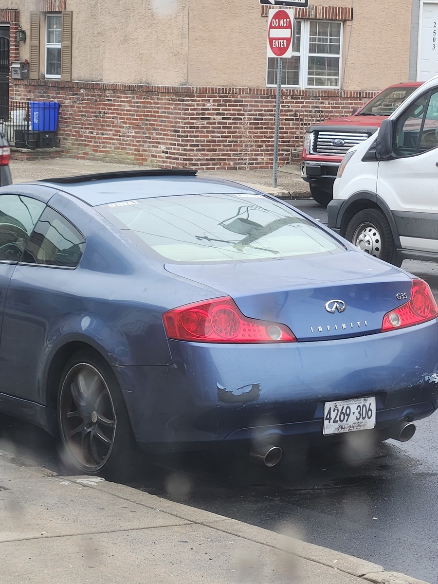 Photographic documentation of the work as submitted to the city's 311 record.