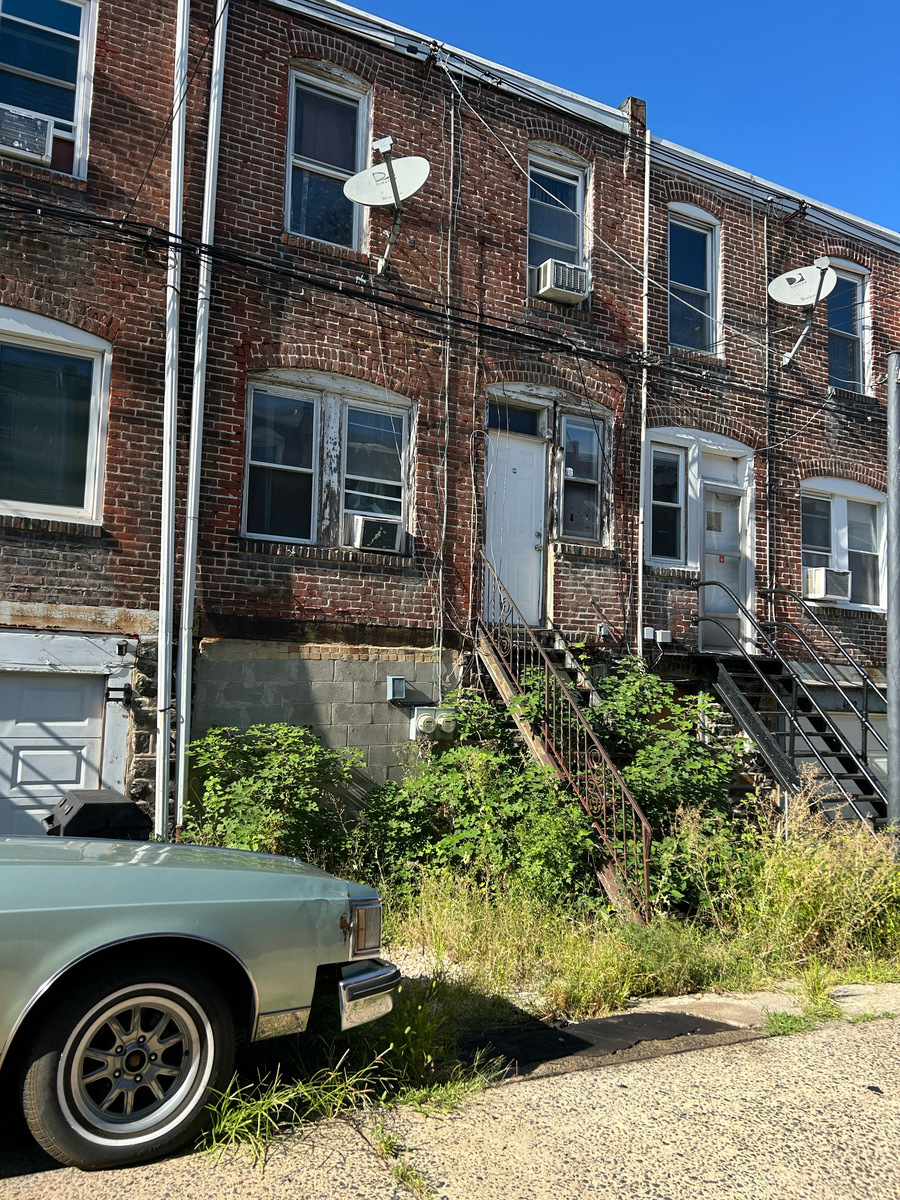Photographic documentation of the work as submitted to the city's 311 record.
