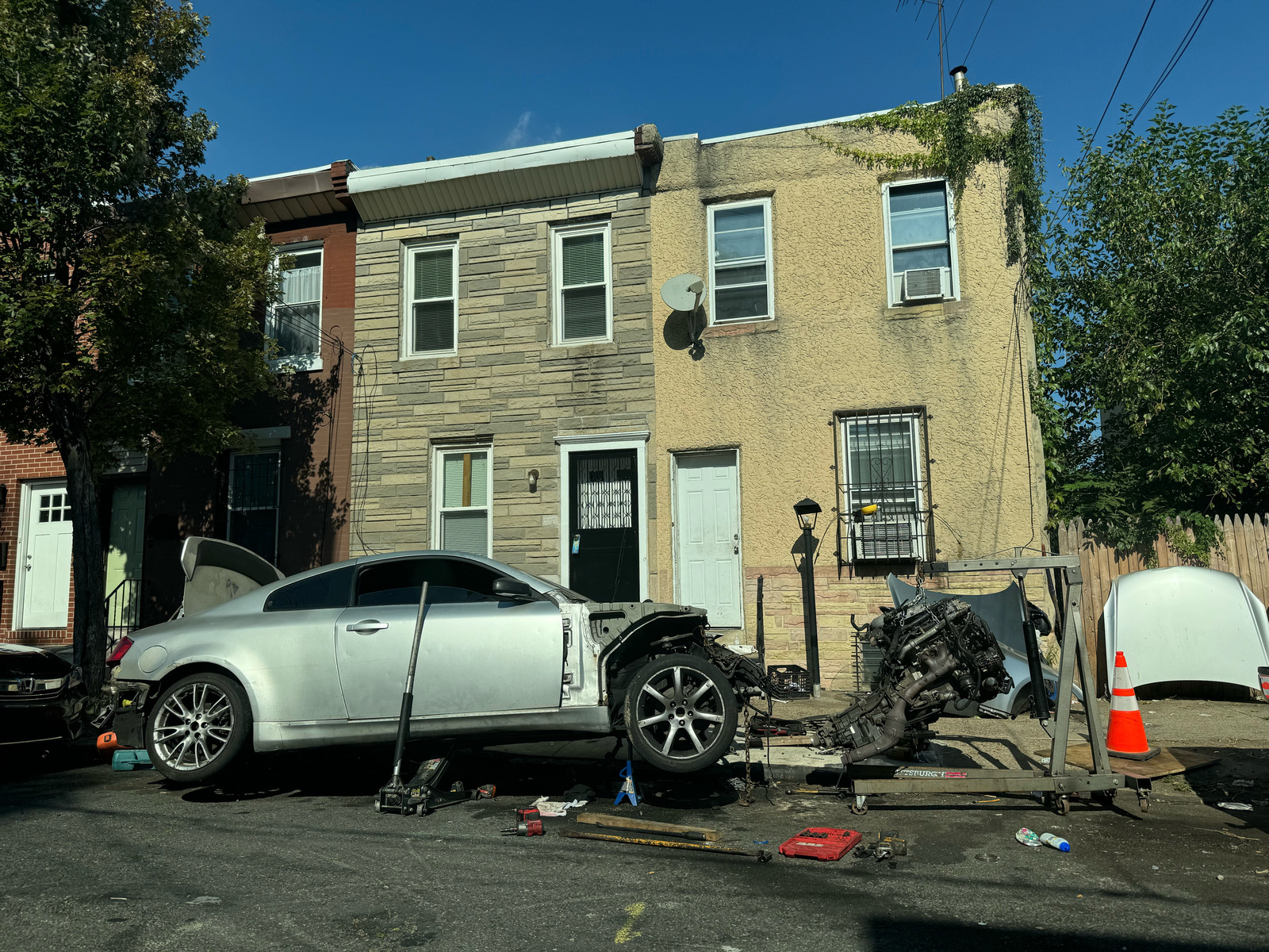 Photographic documentation of the work as submitted to the city's 311 record.