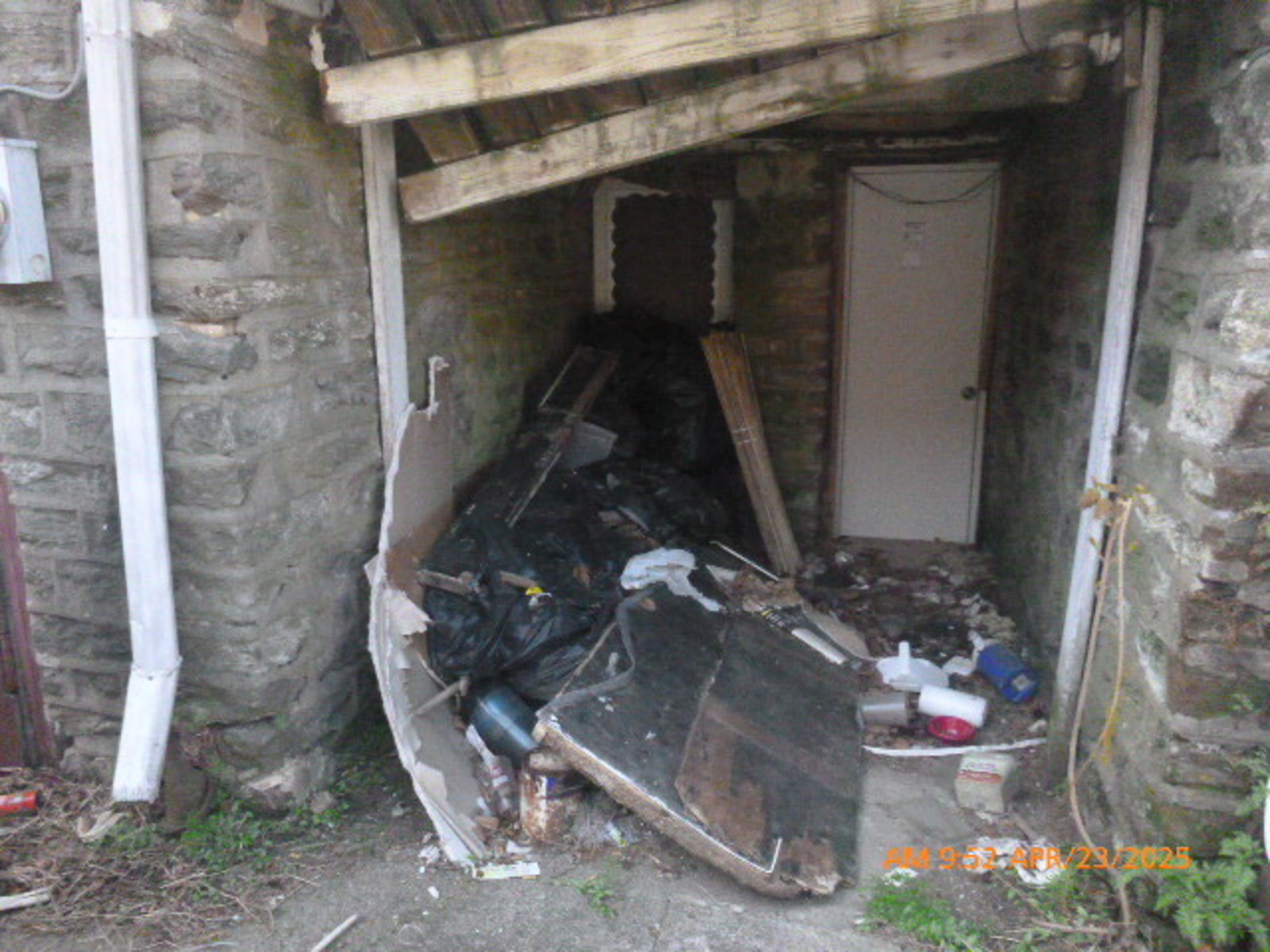 Photographic documentation of the work as submitted to the city's 311 record.