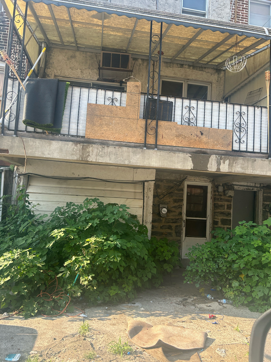 Photographic documentation of the work as submitted to the city's 311 record.