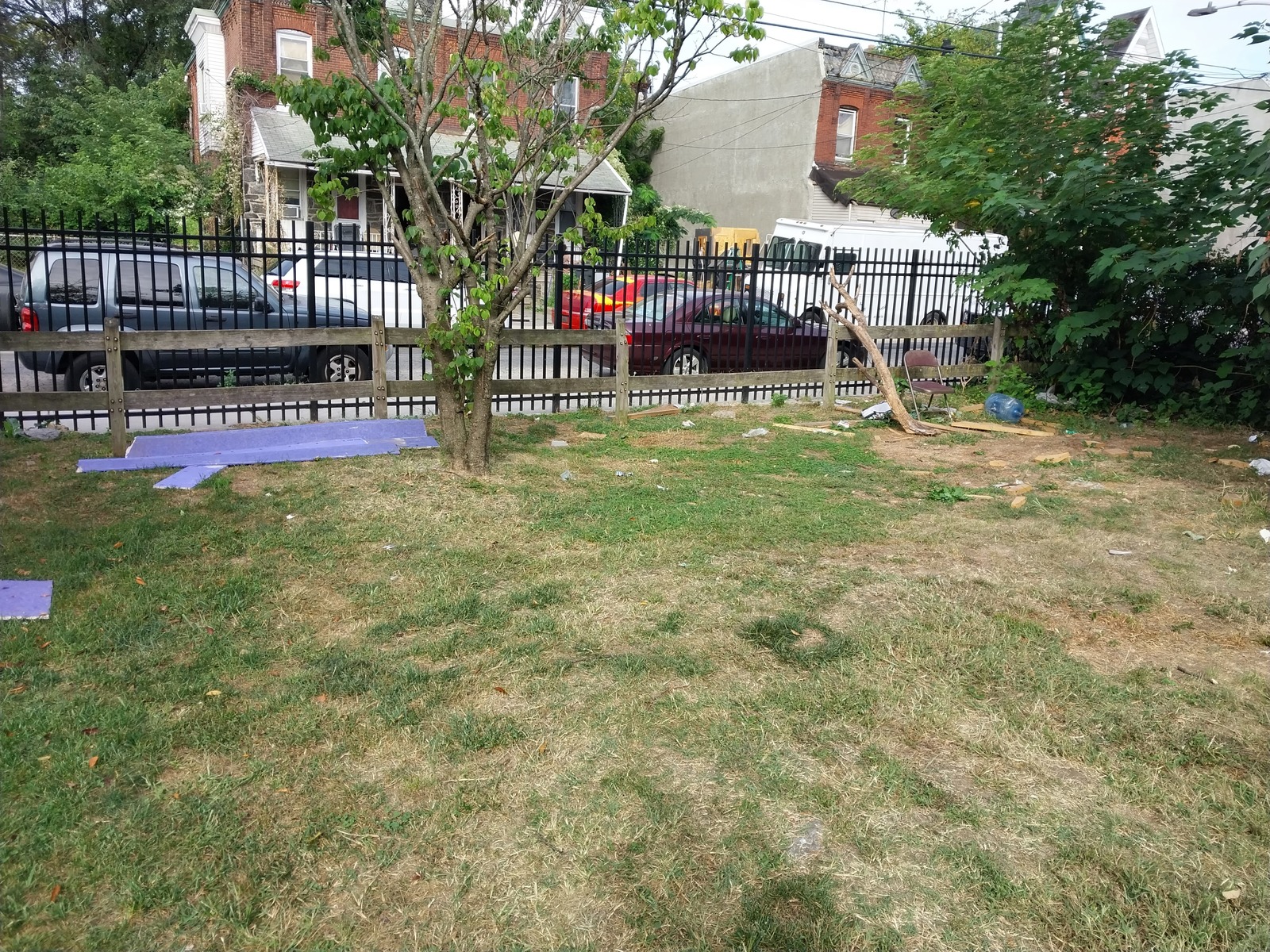Photographic documentation of the work as submitted to the city's 311 record.