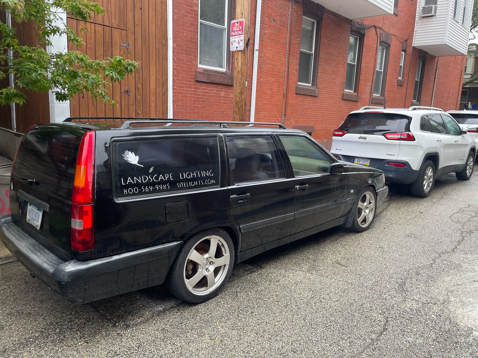 Photographic documentation of the work as submitted to the city's 311 record.