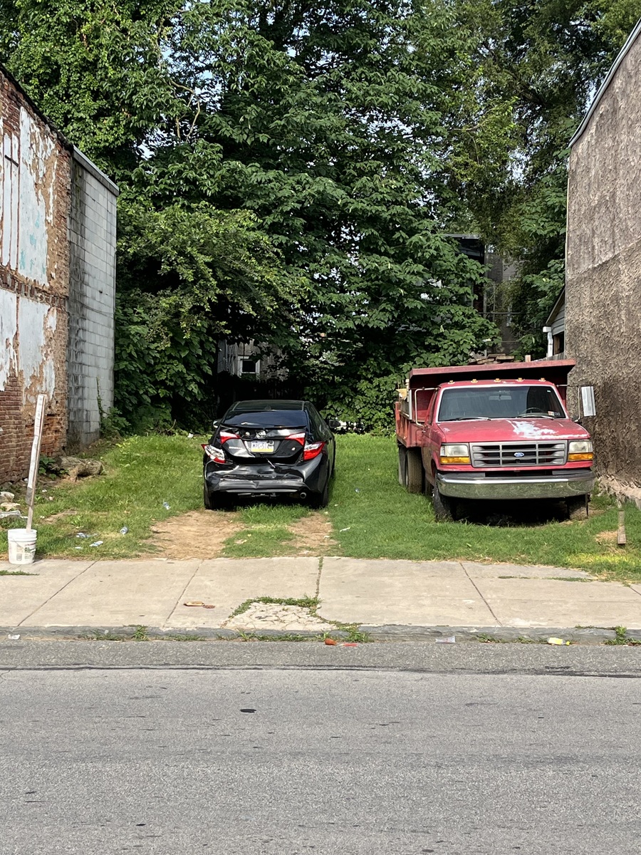 Photographic documentation of the work as submitted to the city's 311 record.