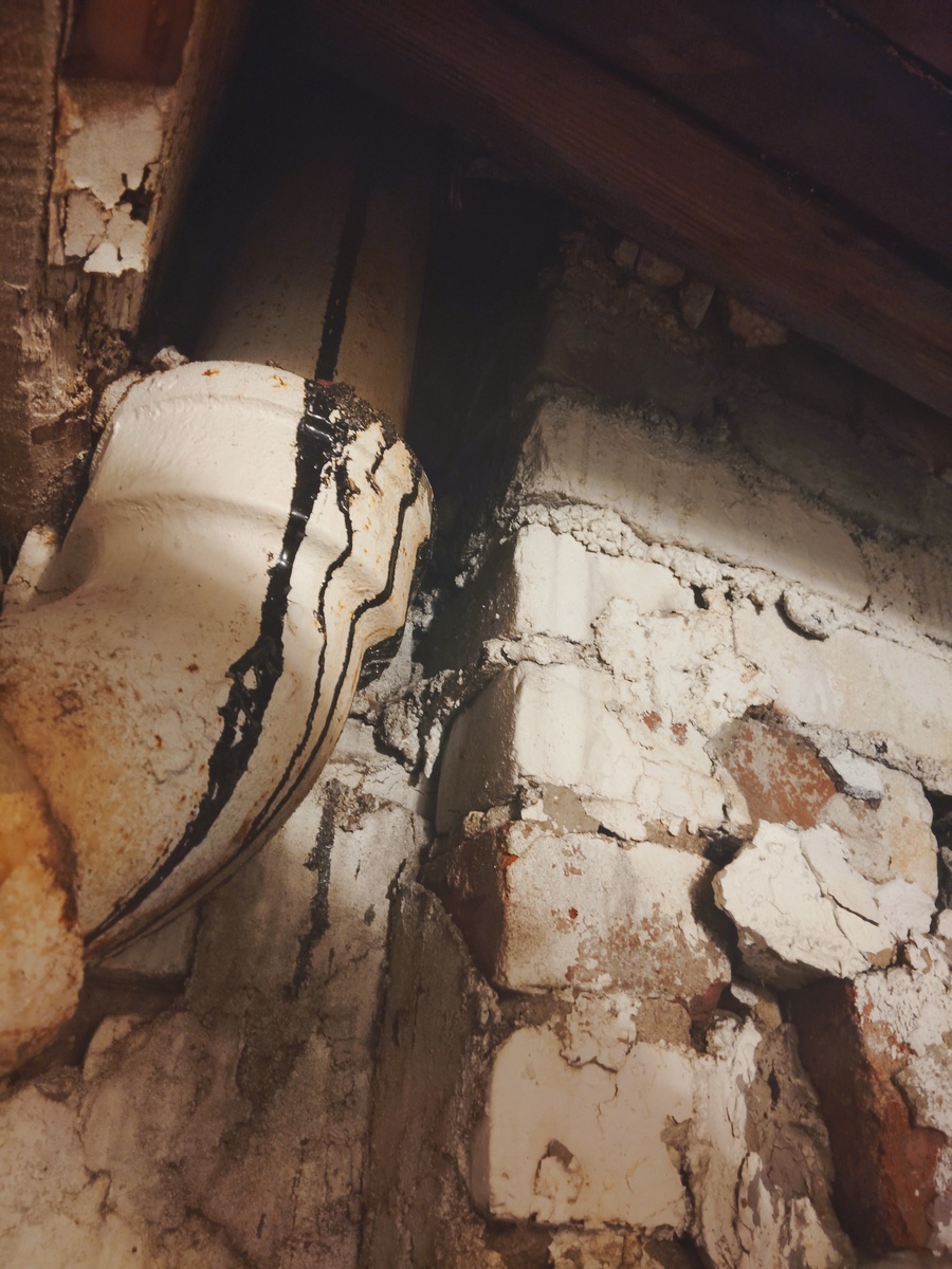 Photographic documentation of the work as submitted to the city's 311 record.