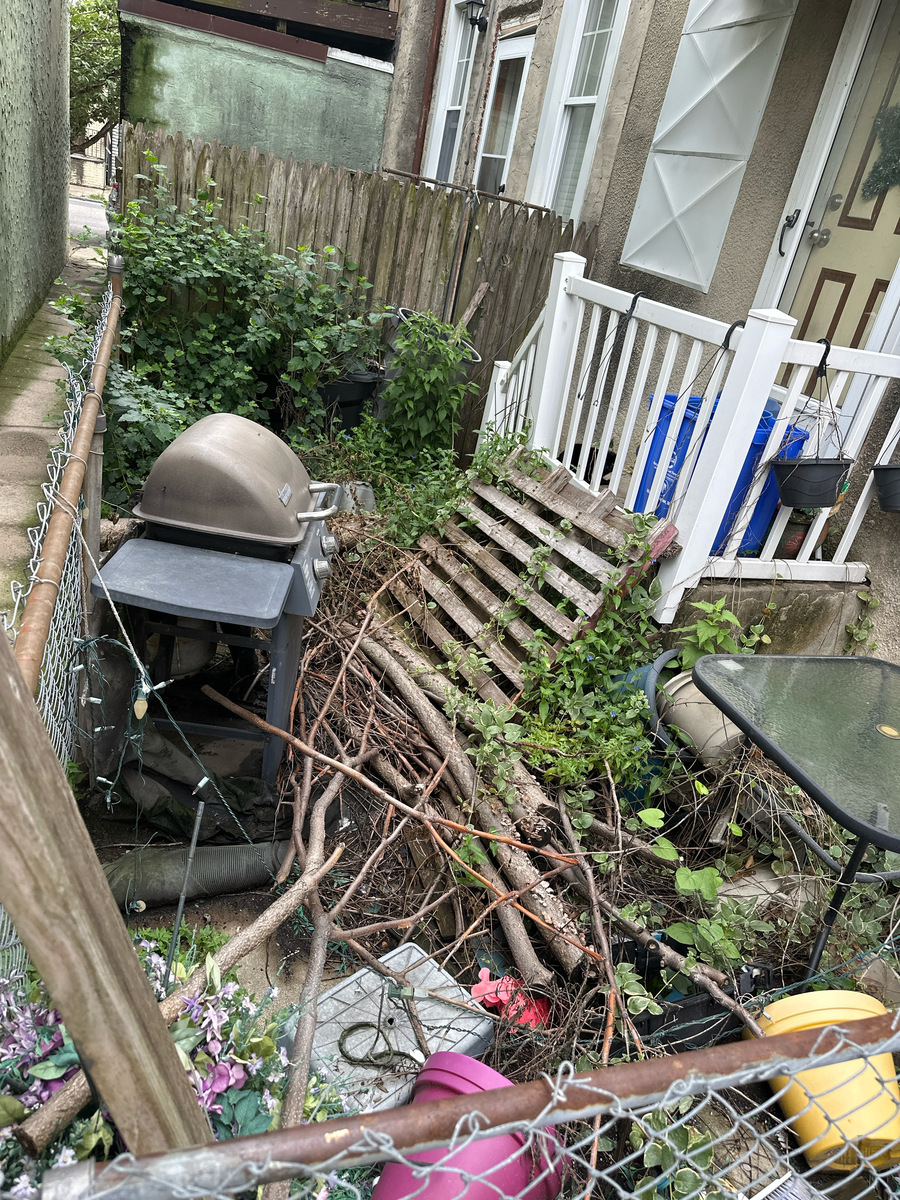 Photographic documentation of the work as submitted to the city's 311 record.