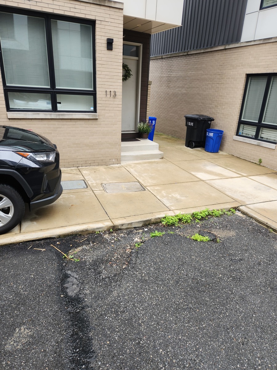 Photographic documentation of the work as submitted to the city's 311 record.
