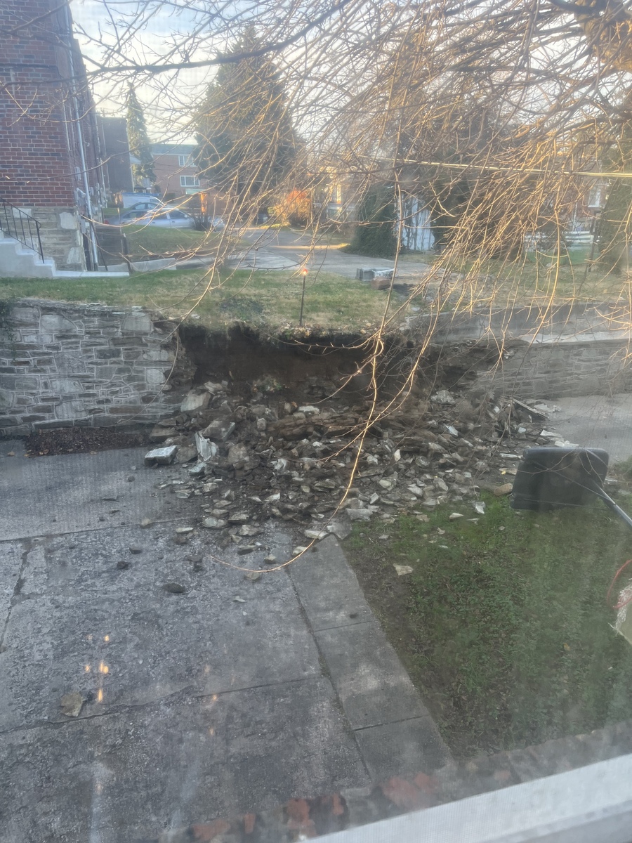 Photographic documentation of the work as submitted to the city's 311 record.