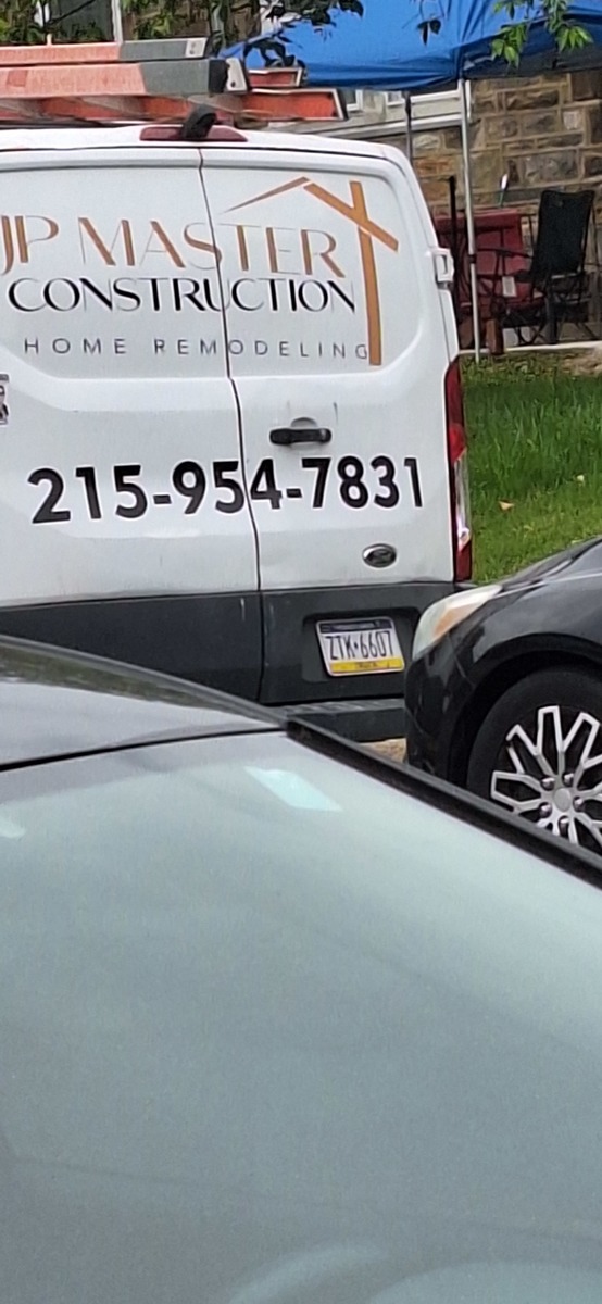 Photographic documentation of the work as submitted to the city's 311 record.