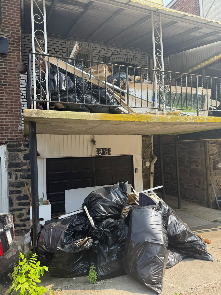 Photographic documentation of the work as submitted to the city's 311 record.