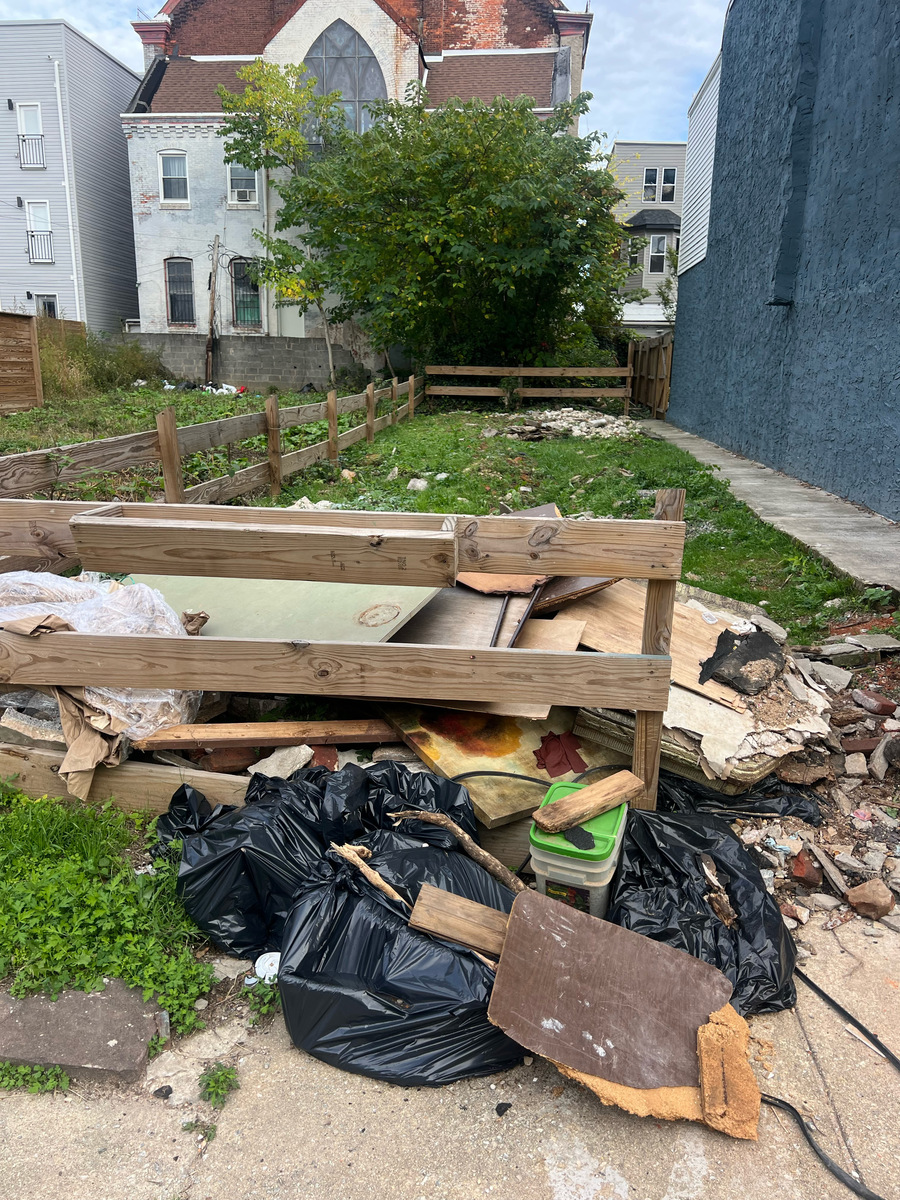 Photographic documentation of the work as submitted to the city's 311 record.