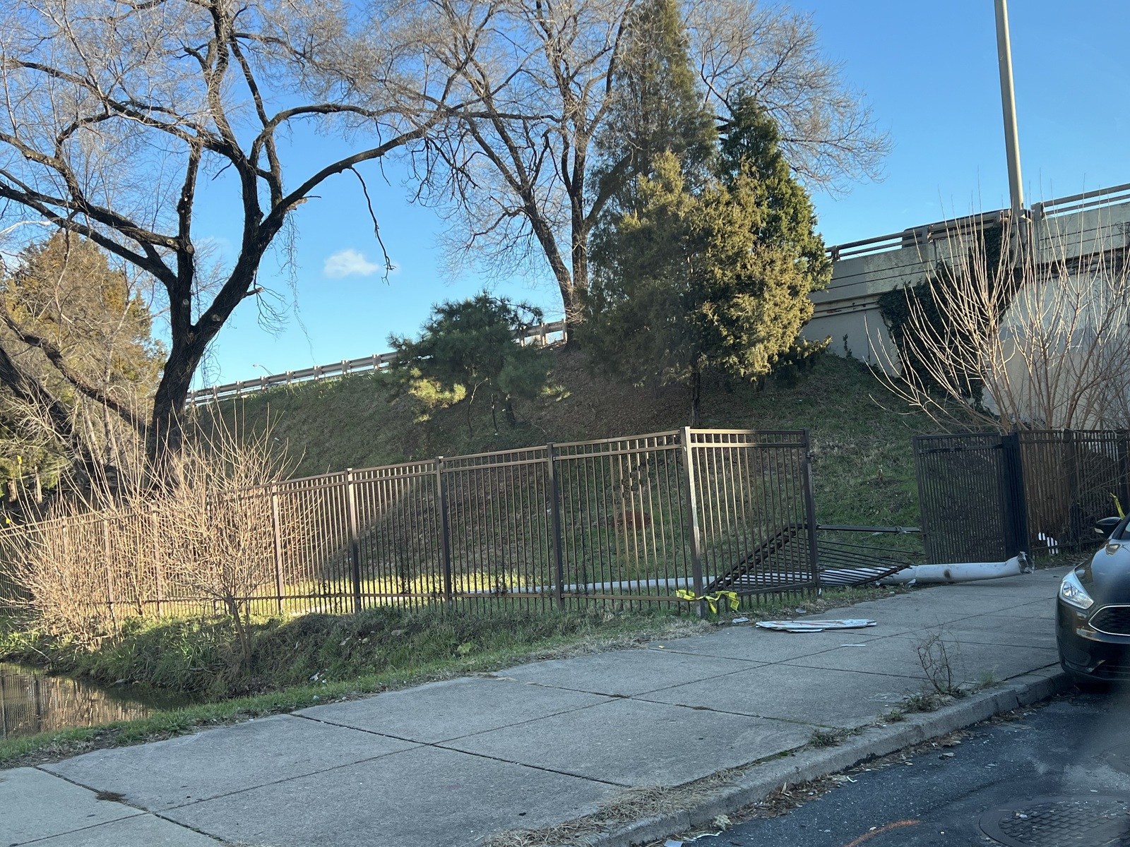 Photographic documentation of the work as submitted to the city's 311 record.