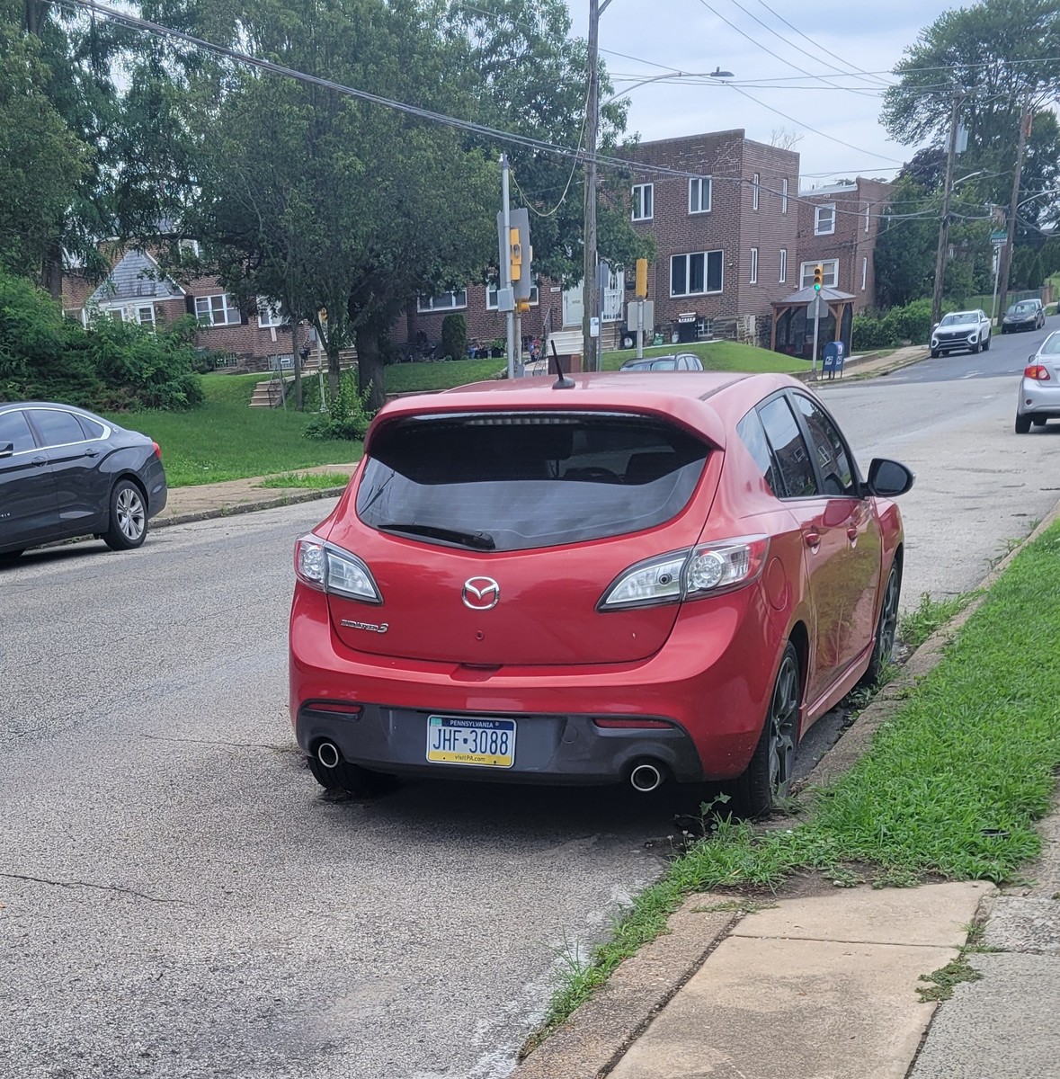 Photographic documentation of the work as submitted to the city's 311 record.
