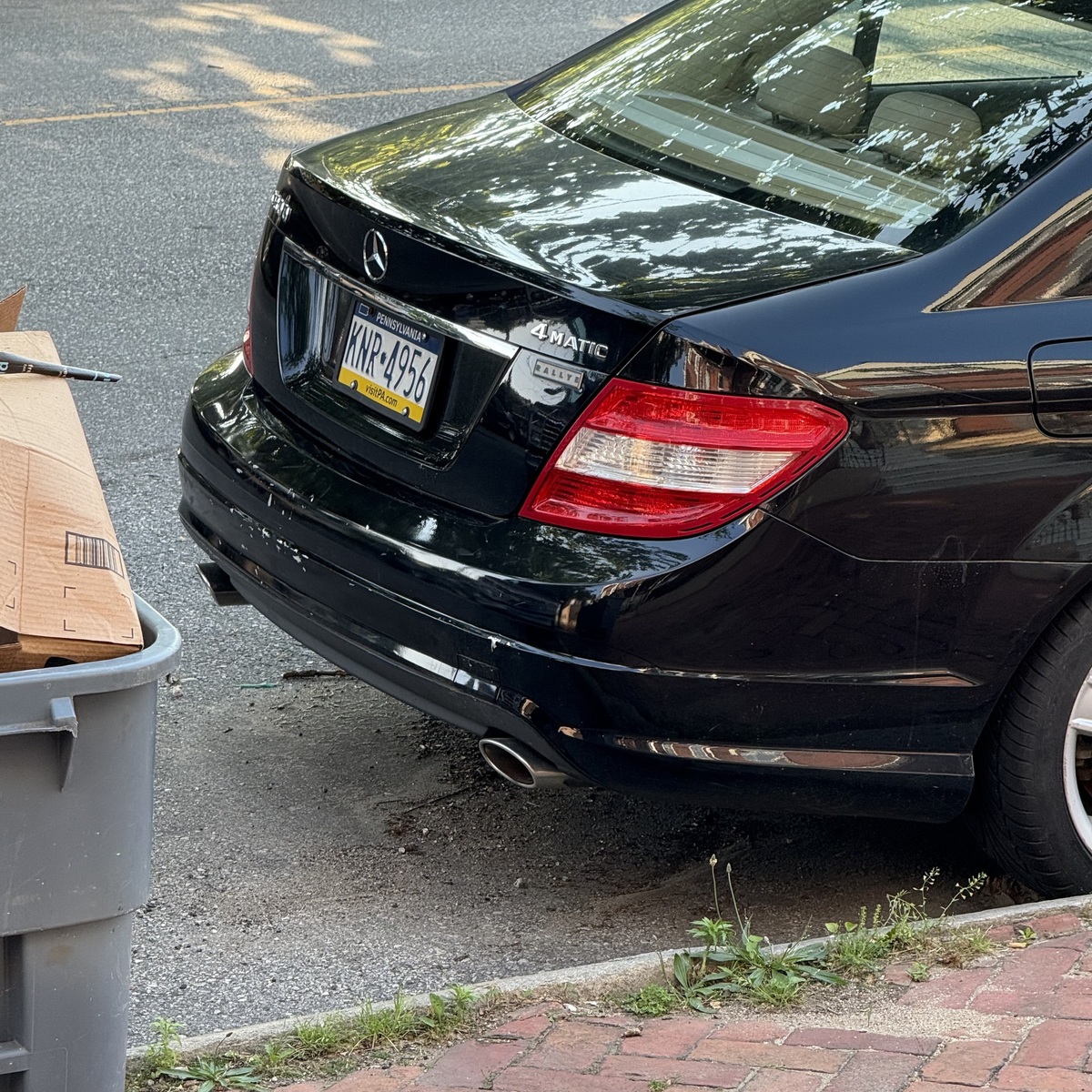 Photographic documentation of the work as submitted to the city's 311 record.