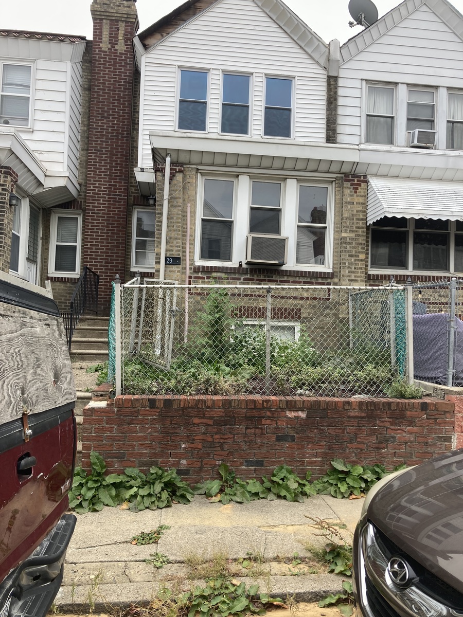 Photographic documentation of the work as submitted to the city's 311 record.
