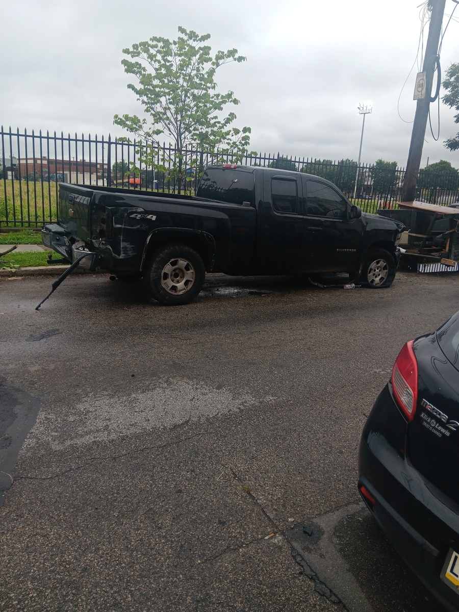 Photographic documentation of the work as submitted to the city's 311 record.